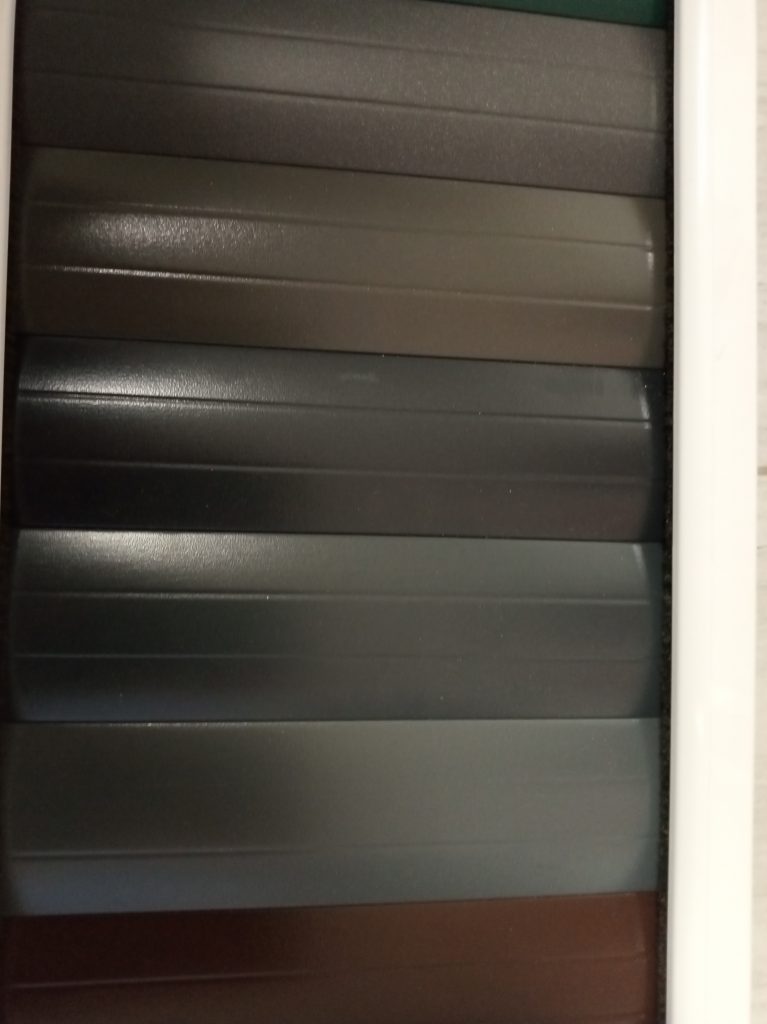 persiana de aluminio gris